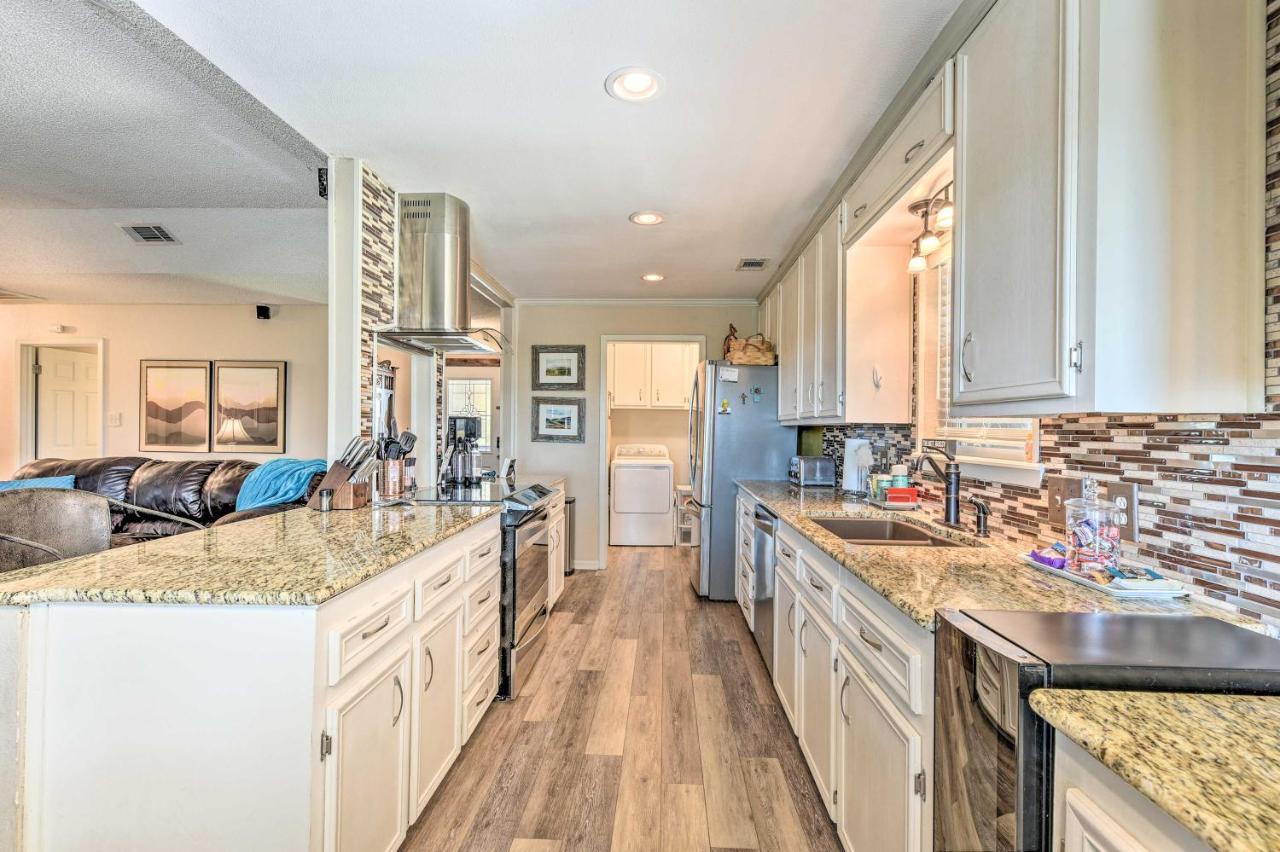 Abilene Home With Bbq And Pvt Yard, 1 Mi To Acu! المظهر الخارجي الصورة